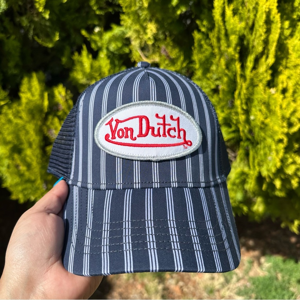 Von Dutch Navy Mesh Cap with Logo